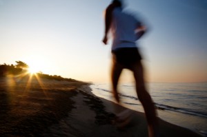 man_running_at_sunrise_istock_000007134317xsmall-300x199